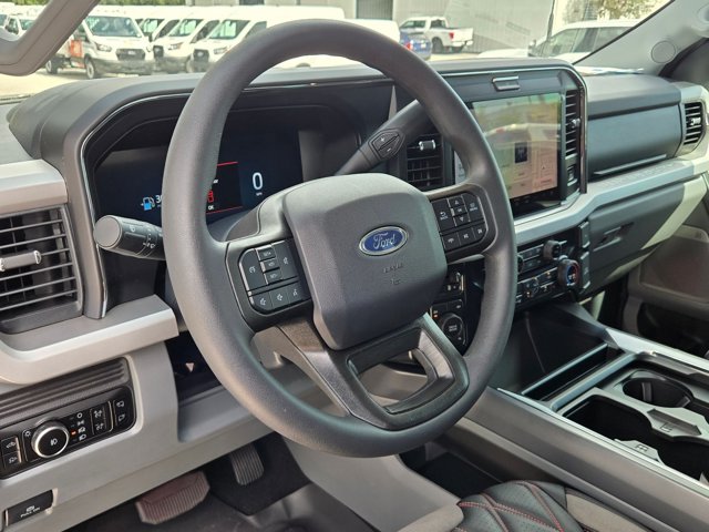 2025 Ford F-250 XLT photo 3