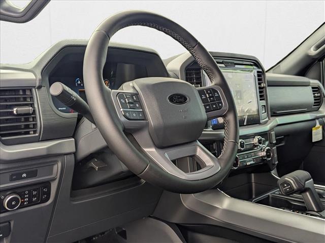 2025 Ford F-150 XLT photo 3