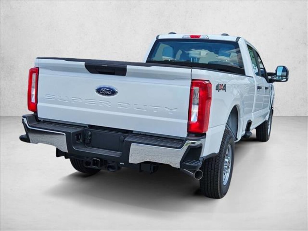 New 2026 Ford F-250 XL Truck Crew Cab