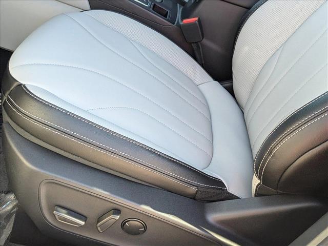 2025 Ford Escape Premium photo 4