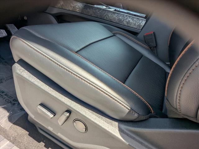 2025 Ford F-250 Lariat photo 4