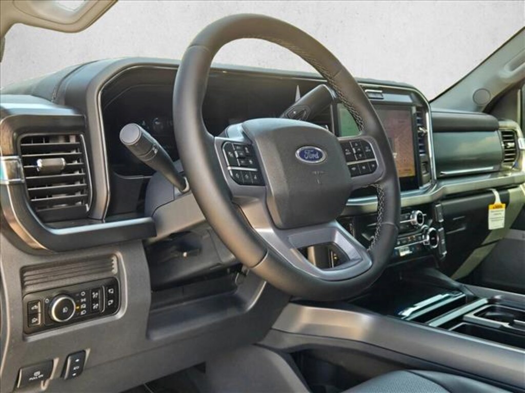 New 2026 Ford F-250 LARIAT Truck Crew Cab