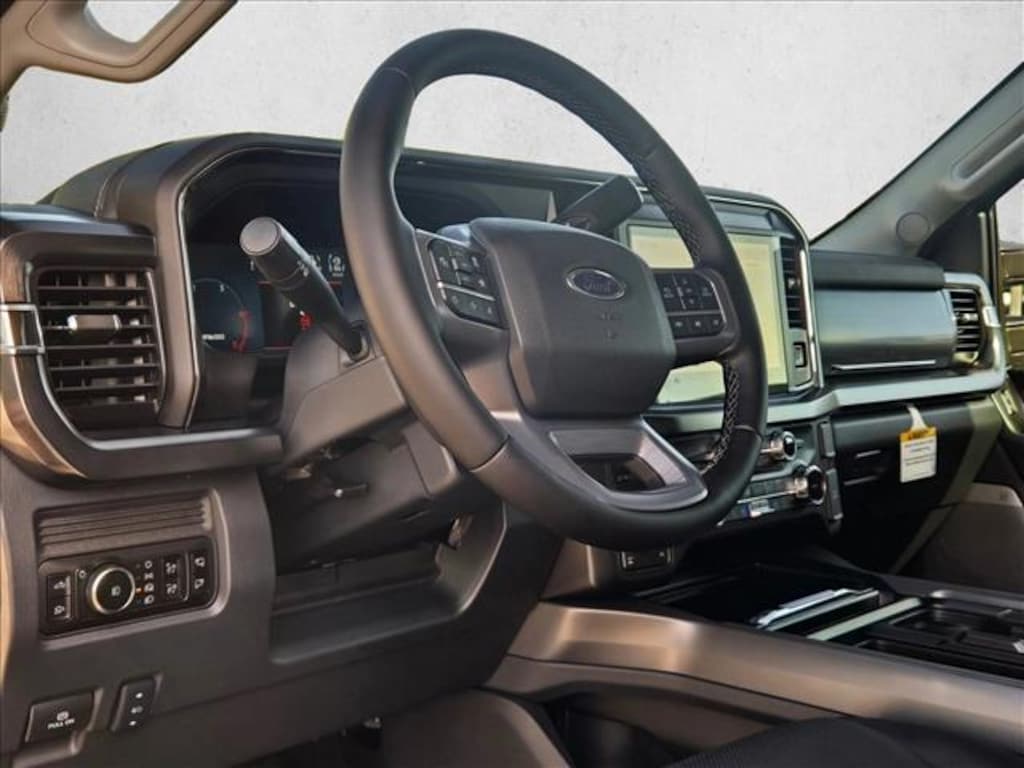 New 2026 Ford F-250 LARIAT Truck Crew Cab