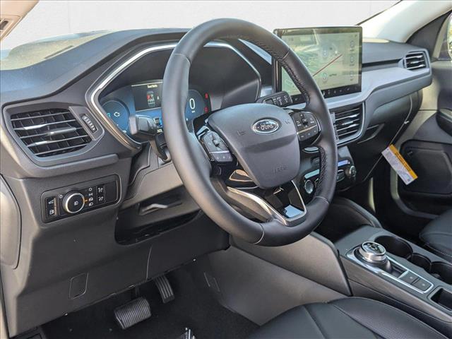 2025 Ford Escape Premium photo 3