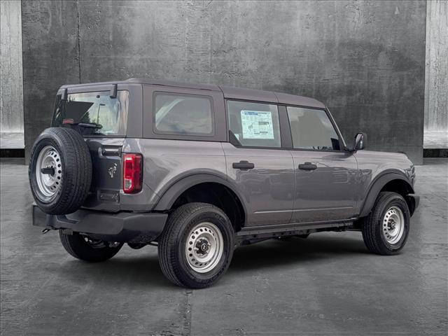 2025 Ford Bronco Base photo 2