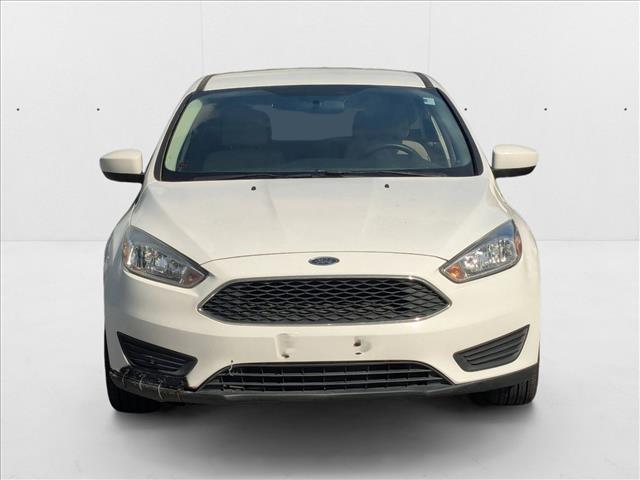 Used 2018 Ford Focus SE with VIN 1FADP3K26JL287637 for sale in St. Petersburg, FL