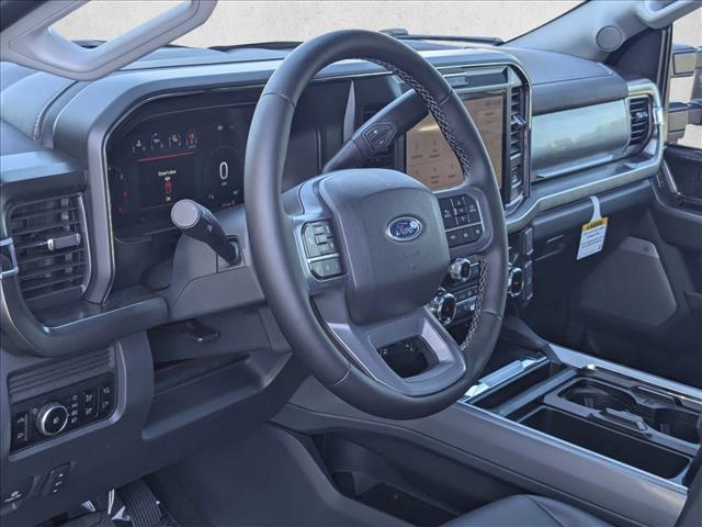 2025 Ford F-250 Lariat photo 3