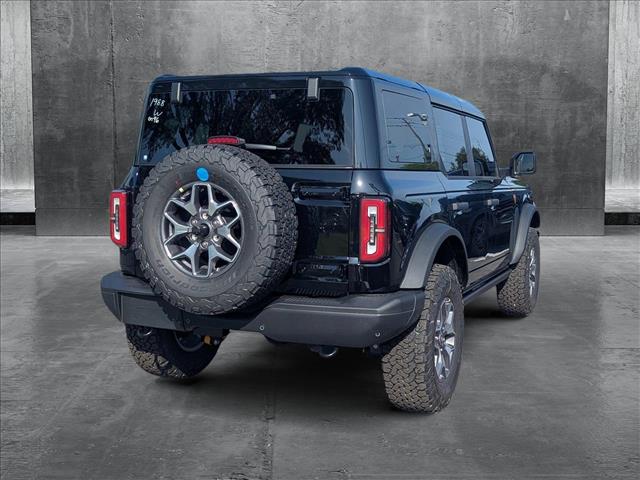 2025 Ford Bronco Badlands photo 2