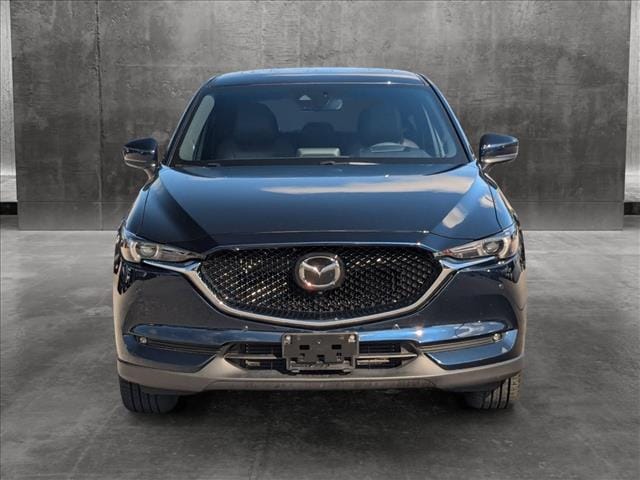 Used 2019 Mazda CX-5 Signature with VIN JM3KFBEY0K0563903 for sale in Saint Petersburg, FL