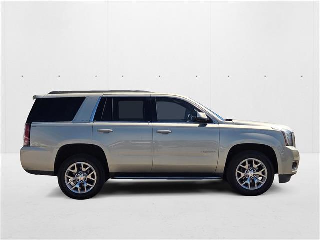 2017 Gmc Yukon SLE photo 4