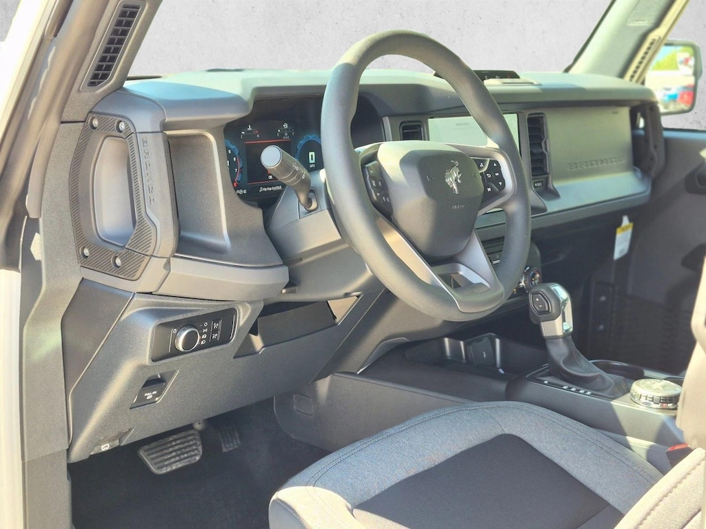 New 2026 Ford Bronco Base SUV