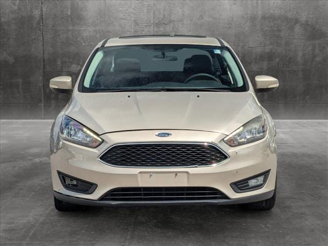 Used 2018 Ford Focus SEL with VIN 1FADP3H21JL293725 for sale in Saint Petersburg, FL