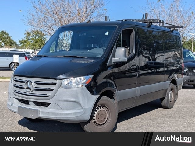 2019 Mercedes-Benz Sprinter Crew Van Base's photo