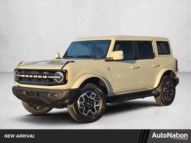 2025 Ford Bronco 4-Door Outer Banks's photo