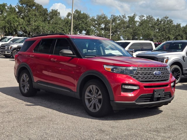 2021 Ford Explorer XLT photo 2