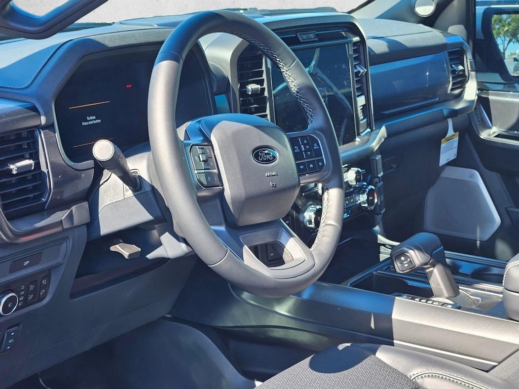 New 2026 Ford F-150 LARIAT Truck SuperCrew Cab