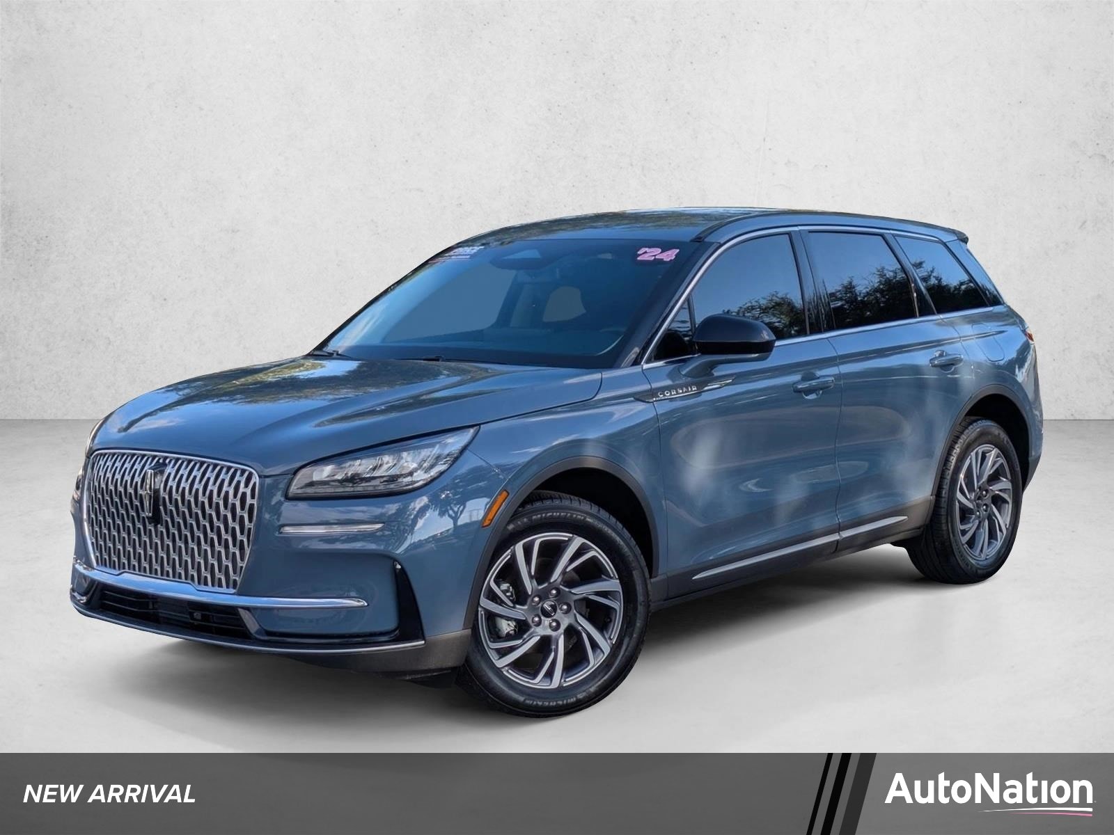 2024 Lincoln Corsair Premiere FWD's photo
