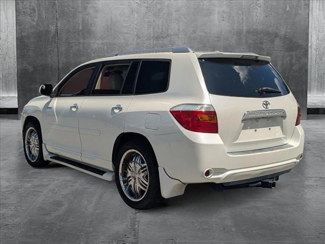 Image 7 of 2010 Toyota Highlander Limited SUV