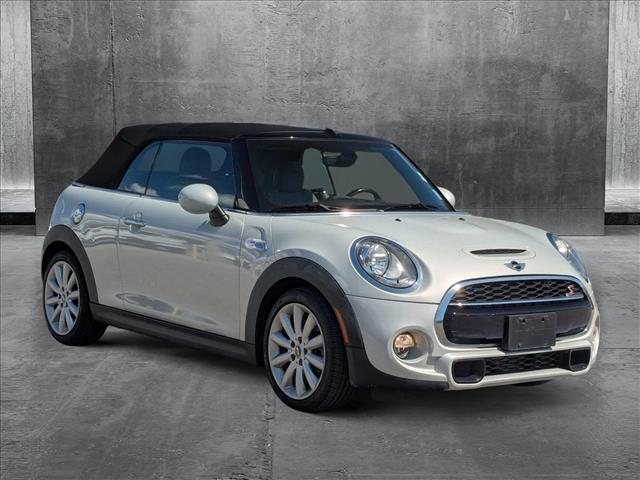 2018 Mini Cooper S Convertible photo 3