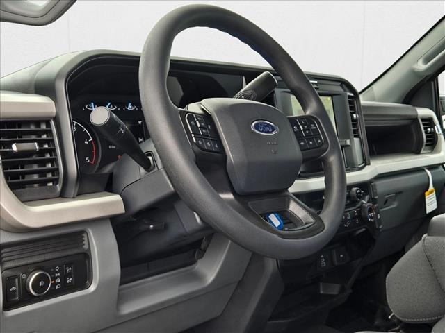 2026 Ford F-250 XL photo 3