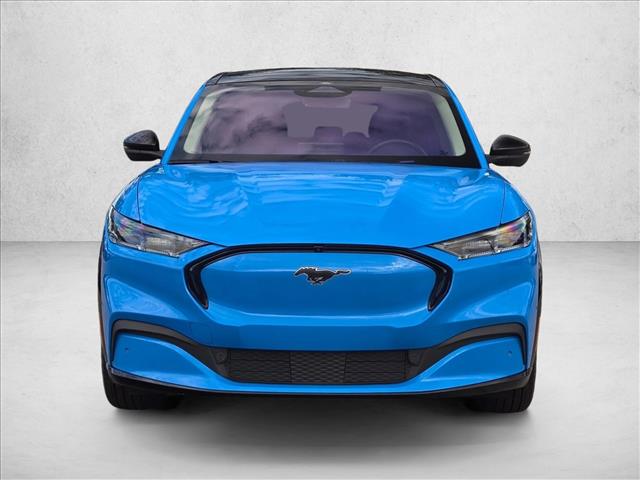 2022 Ford Mustang Mach-E Premium photo 2