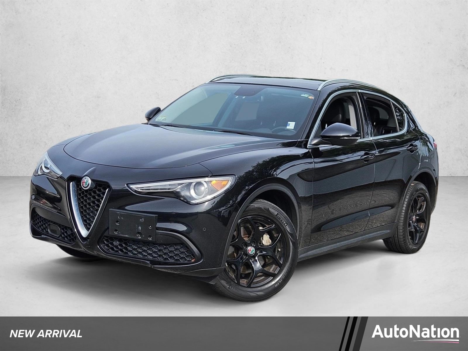 2019 Alfa Romeo Stelvio AWD's photo