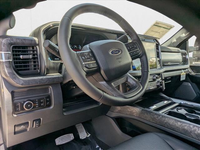 2025 Ford F-250 Lariat photo 3