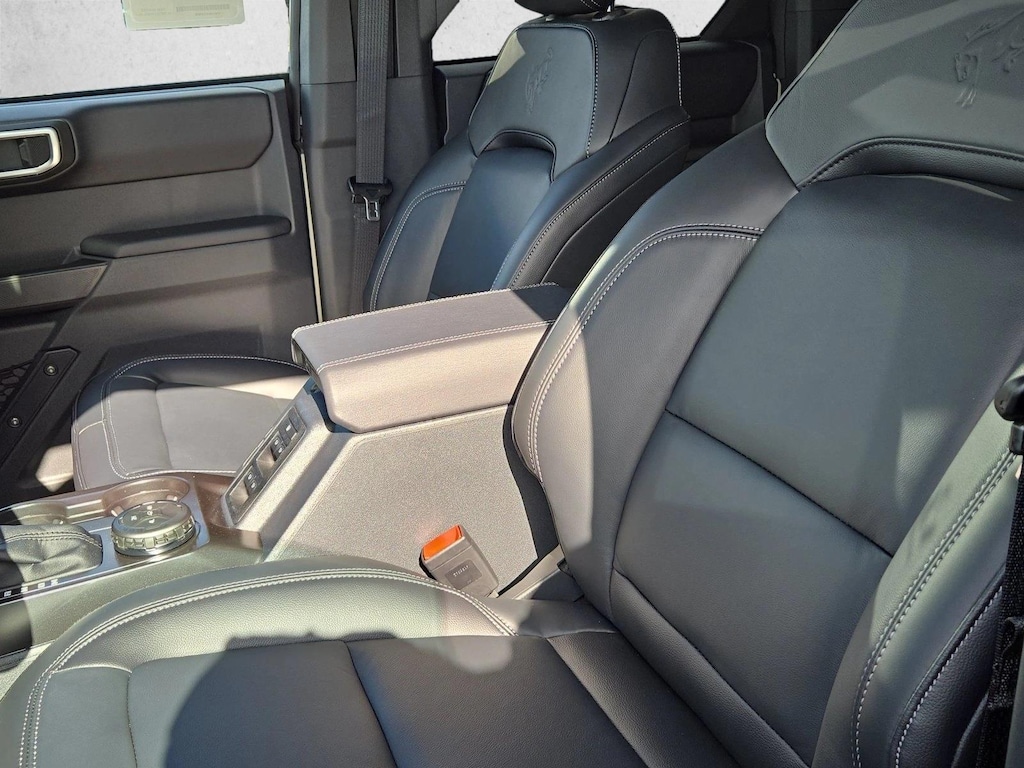 New 2026 Ford Bronco Outer Banks SUV