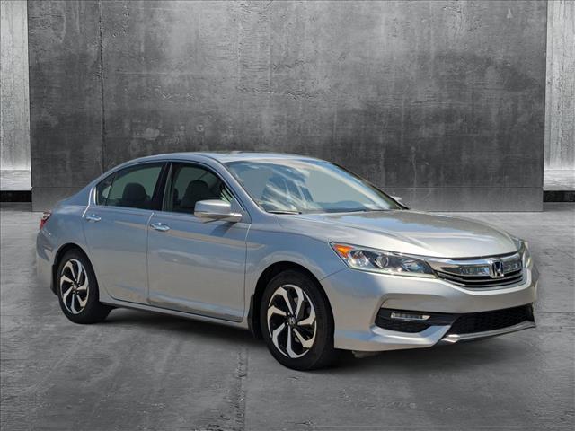 2017 Honda Accord EX-L photo 3