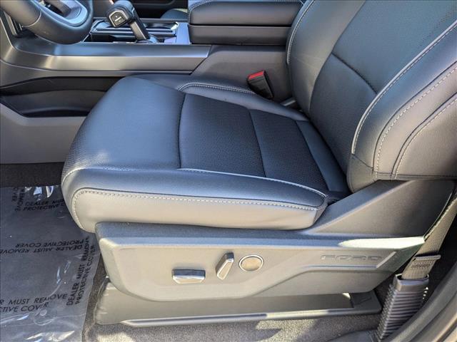 2025 Ford F-150 Lariat photo 4