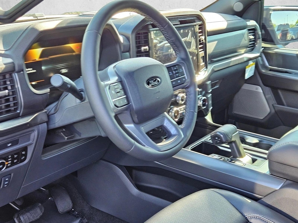 New 2026 Ford F-150 LARIAT Truck SuperCrew Cab