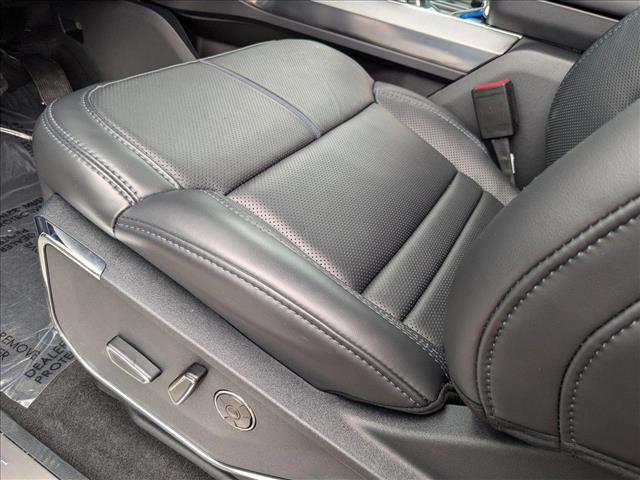 2025 Ford F-150 Platinum photo 4