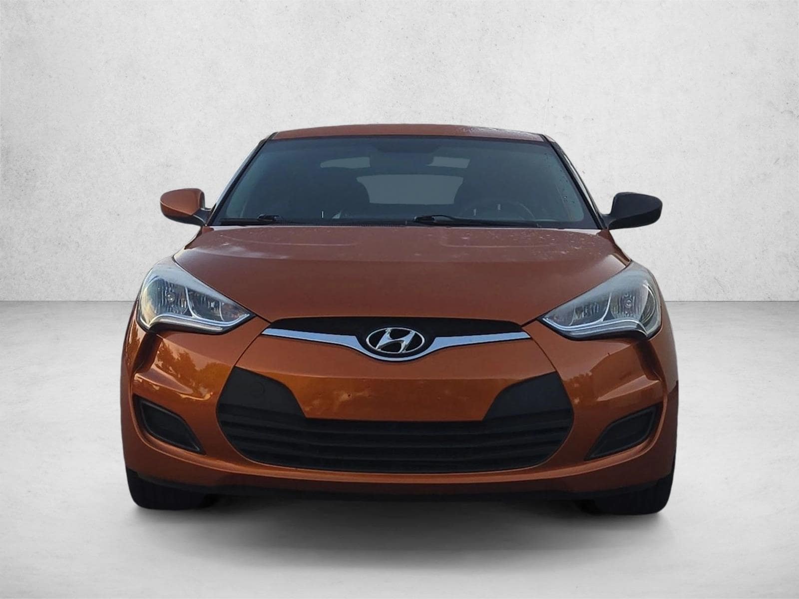 Used 2016 Hyundai Veloster Base with VIN KMHTC6AD1GU260561 for sale in St. Petersburg, FL
