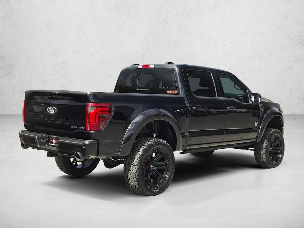 New 2026 Ford F-150 LARIAT Truck SuperCrew Cab