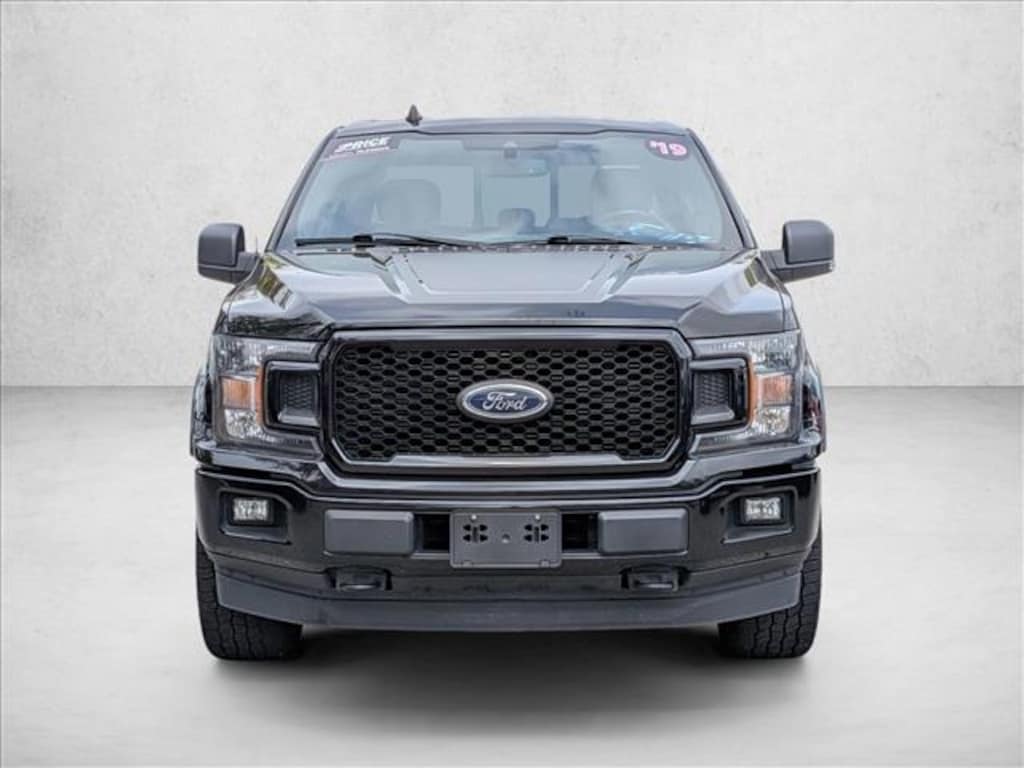 Used 2019 Ford F-150 XLT Truck SuperCrew Cab