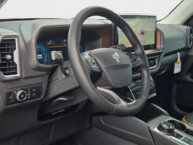 2025 Ford Bronco Sport Outer Banks photo 3