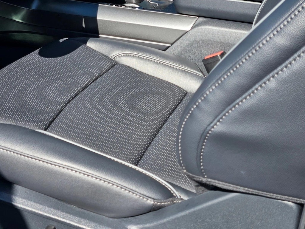 New 2026 Ford F-150 LARIAT Truck SuperCrew Cab