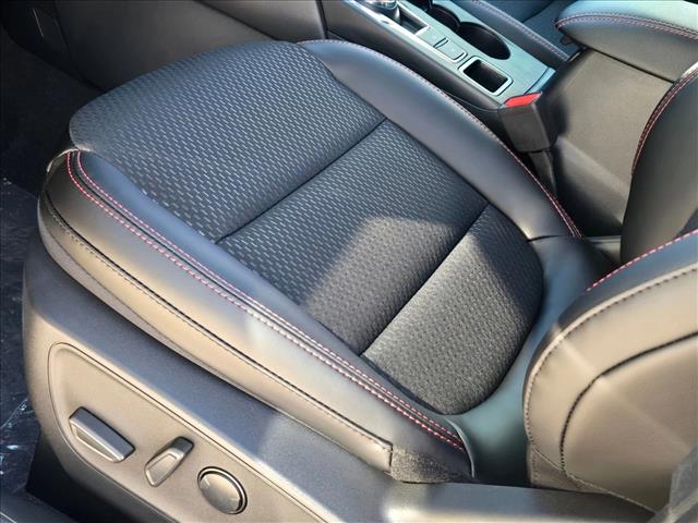 2026 Ford Escape ST-Line photo 4