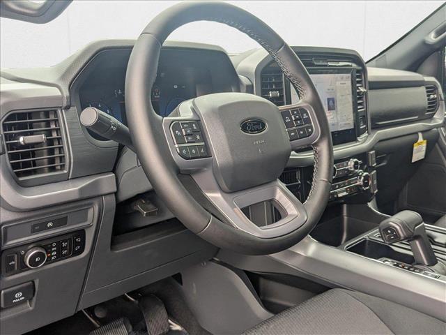 2025 Ford F-150 XLT photo 3