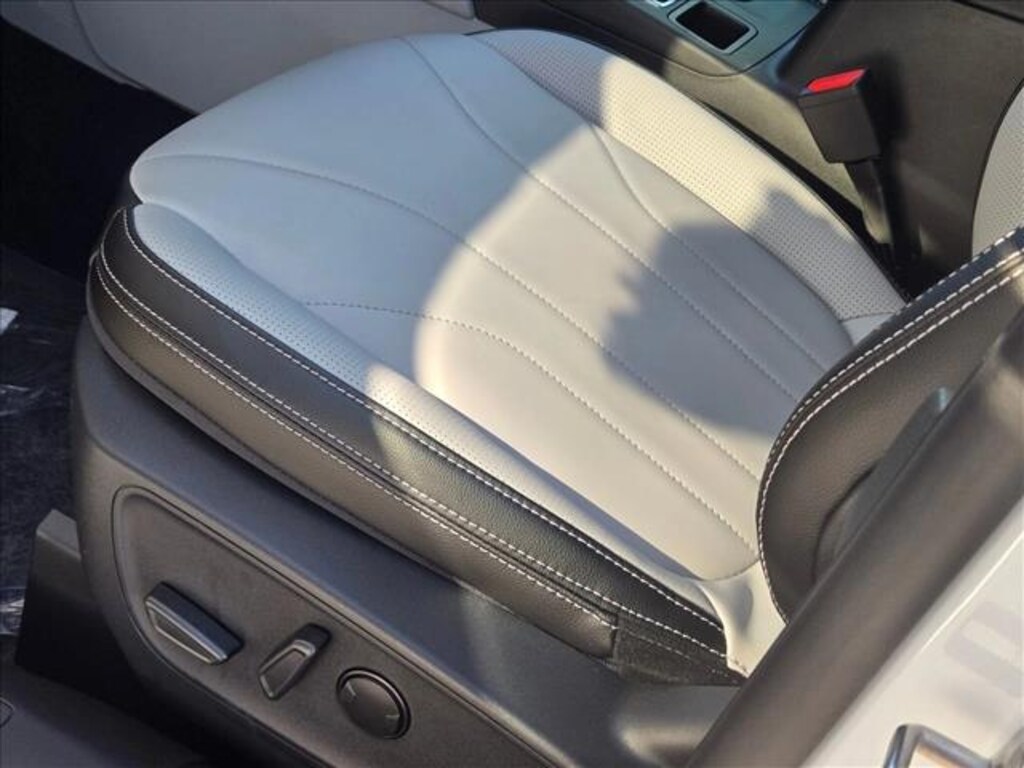 New 2026 Ford Escape Platinum SUV