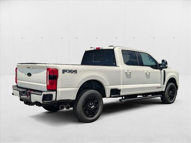 2025 Ford F-250 Lariat photo 2