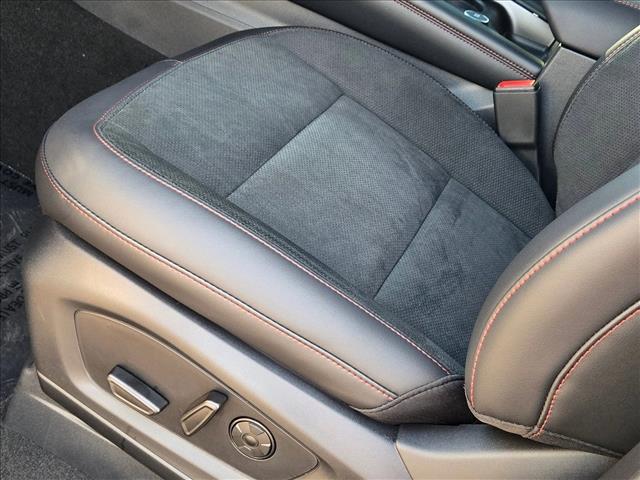 2026 Ford Explorer ST photo 4