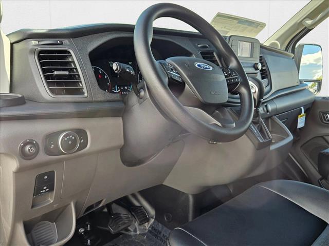 2025 Ford Transit photo 2