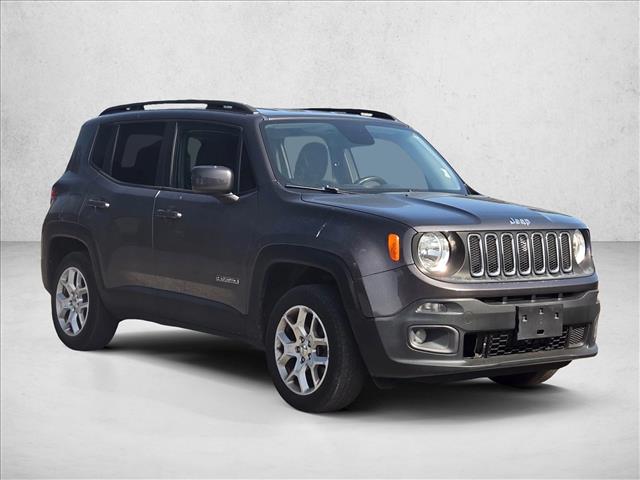 2017 Jeep Renegade Latitude North Edition photo 3