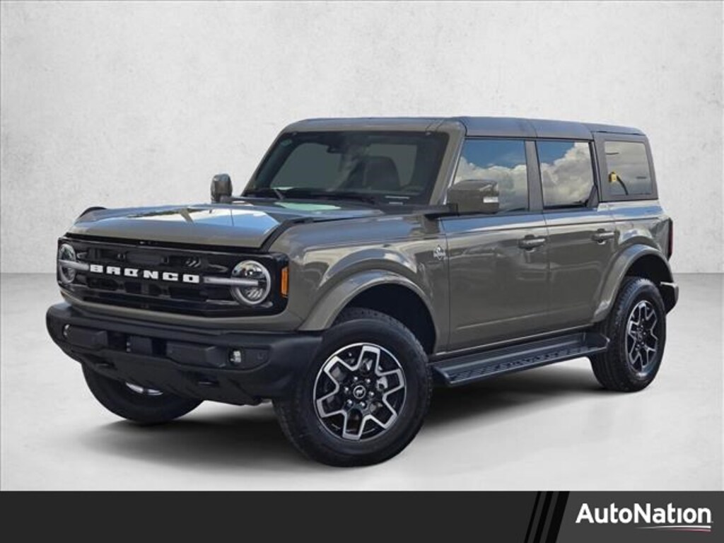 New 2025 Ford Bronco Outer Banks SUV