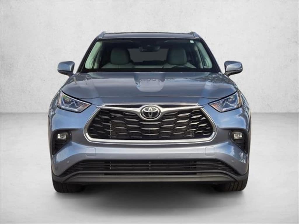 Used 2023 Toyota Highlander Limited SUV