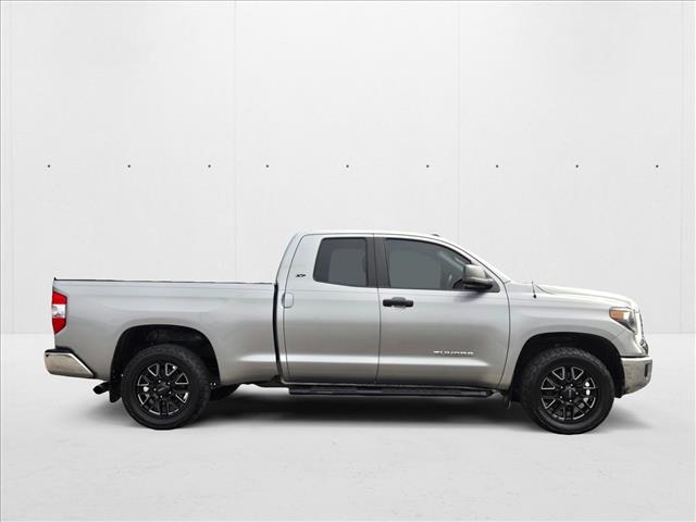2018 Toyota Tundra SR5 photo 4