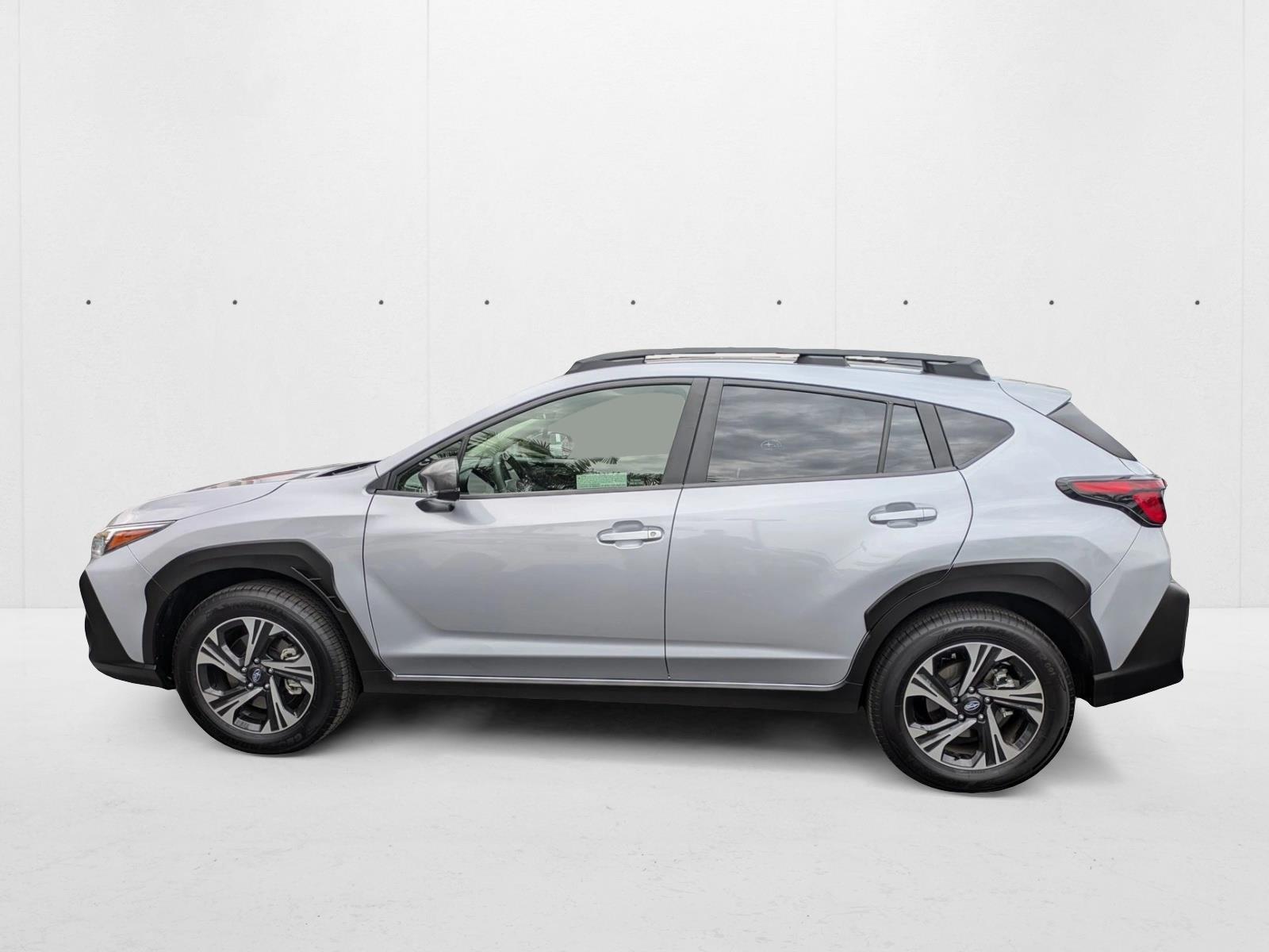 2025 Subaru Crosstrek Premium photo 2