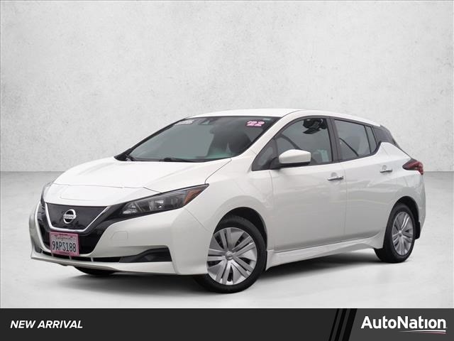 2022 Nissan LEAF S's photo