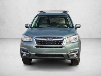 2017 Subaru Forester 2.5i Limited photo 2